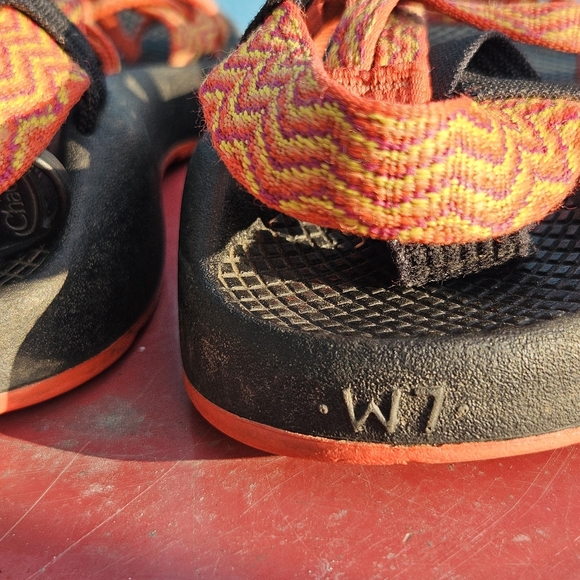 Chaco ZX/2 Classic Sport Sandals Red Orange Black Wmn 7 Outdoors Hiking - Picture 3 of 6
